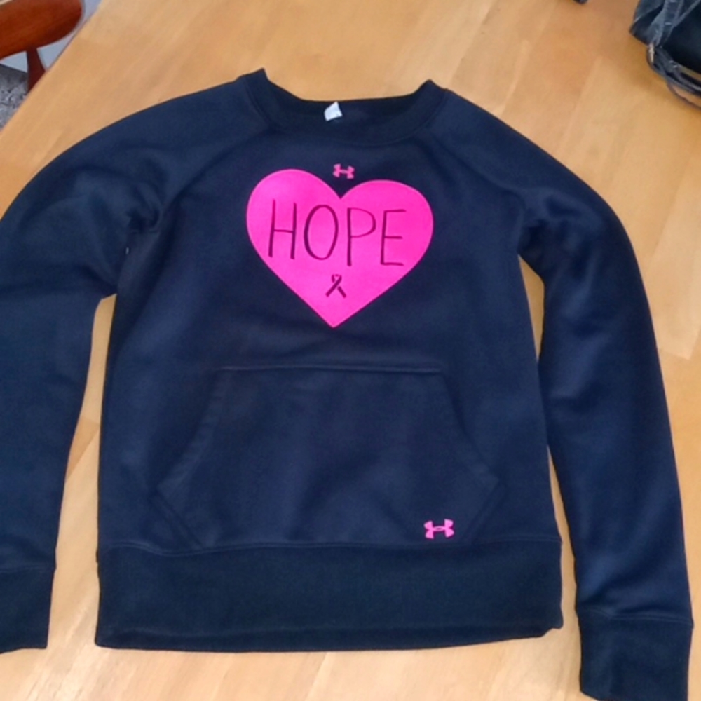 Under Armor sweatshirt